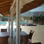 Ξενοδοχείο Derby